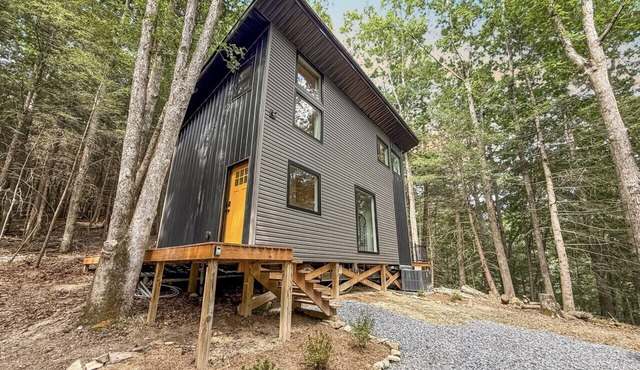 Coal Ridge Cabin - WV Retreat with Family History