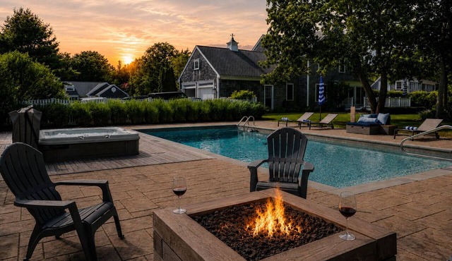 Coastal Colonial Oasis ~ Heated Pool ~ Fire Pit ~ Hot Tub