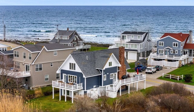 Coastal Dream Vacation Home at Moody Beach - Sleeps 8