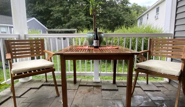 Coastal Retreat w Fire Pit Game Room & Deck