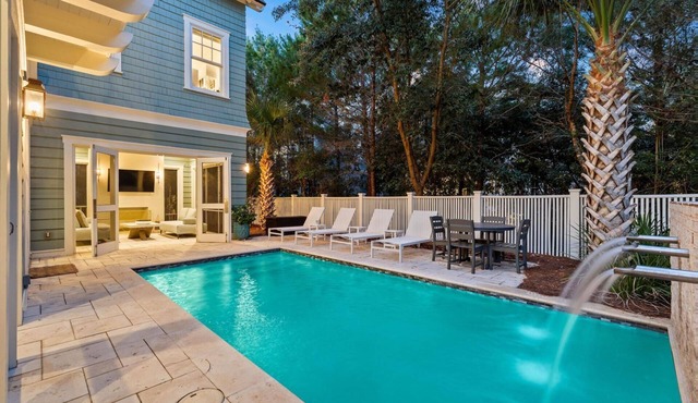 Coastal Retreat with Gulf Views, Golf Cart, Game Room and Lookout Tower