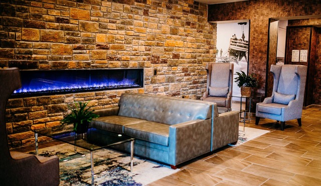 Cobblestone Hotel & Suites - International Falls