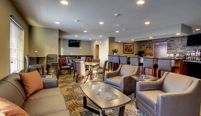 Cobblestone Inn & Suites - Rugby
