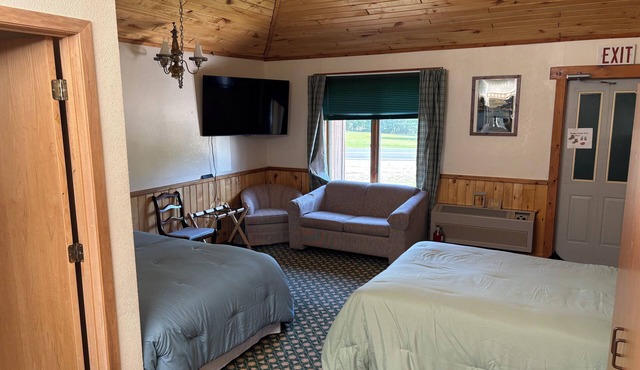 Comfortable 1 Bedroom/1 Bath with internet & A.C. on the edge of VNP/Kabetogama.