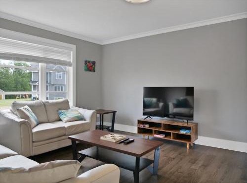 Comfortable 3BR Getaway