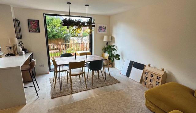 Commonwealth Games 2026 - Spacious 3-Bedroom House Short Walk Scotstoun Stadium