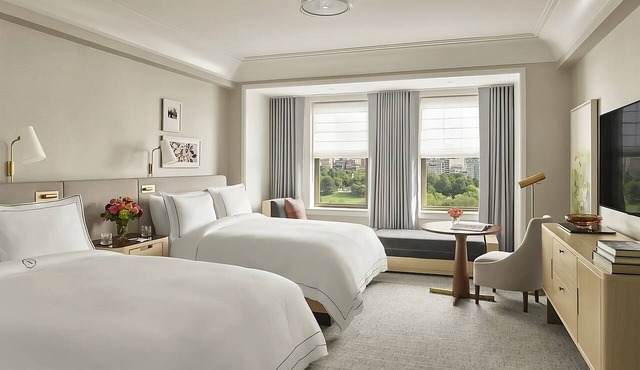 Convenient Stay, Superb Location! 2 Pet-friendly and Spacious Units, Park View!