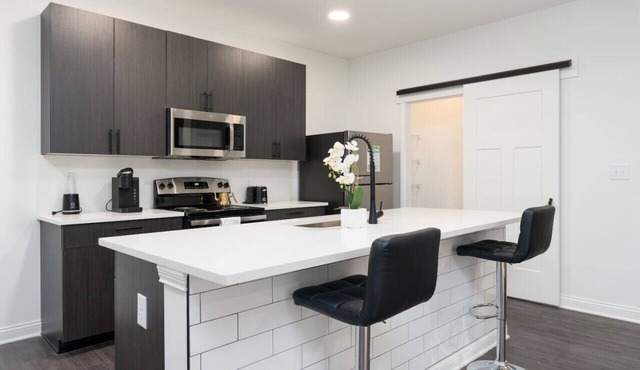 Corporate Housing by MGM