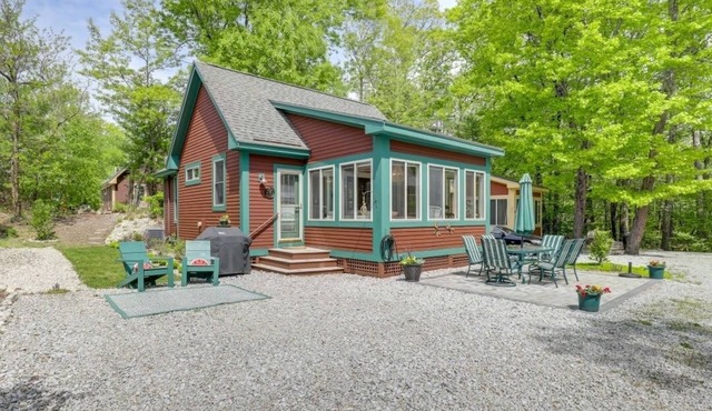 Cottage at Summer Village Resort Community, 20 miles from Boston!