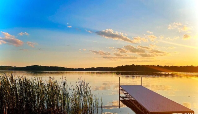 Cottage IV |Spitzer Lake : Escape to a Studio-Styled Cottage ! | Legacy Lakeside Resort