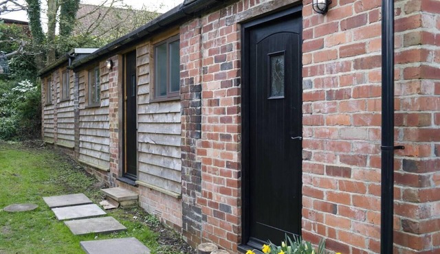Cottage - Sleeps 2 - Garden - Parking
