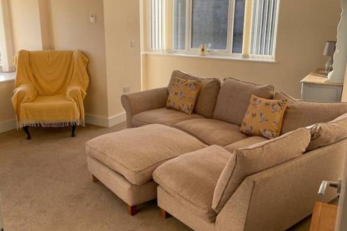 Cottage - Sleeps 4 - Pets Ok - Parking - Garden