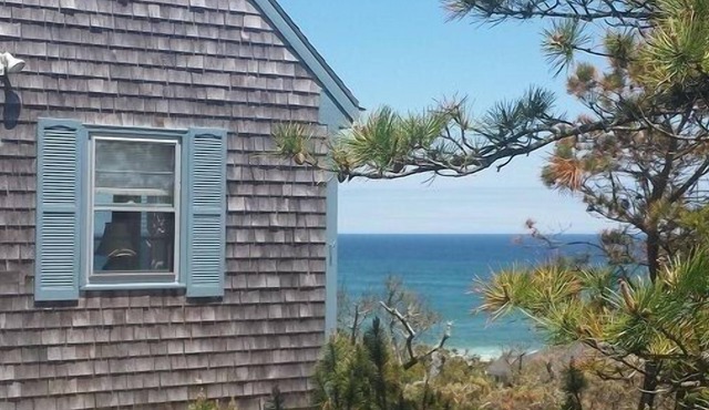 Cottage with Views of the Atlantic Ocean (1221)