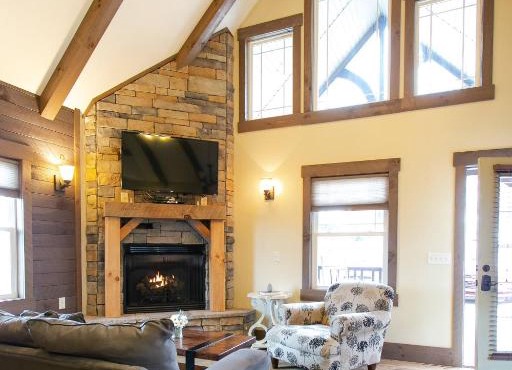 Country Bliss Cottage by Amish Country Lodging