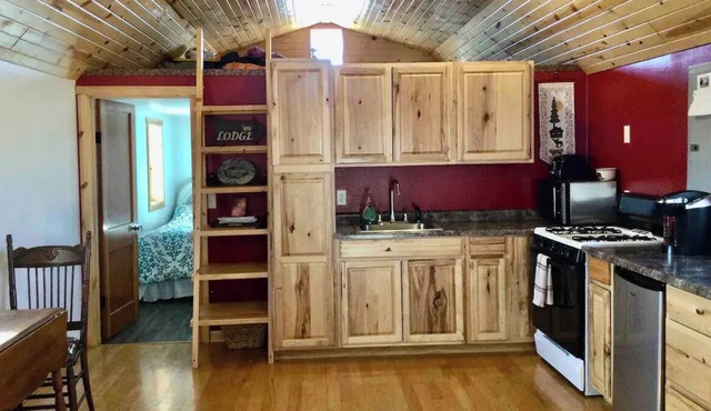 Country Cabin on the SD Plains