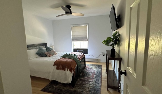 Country Charm: Cozy getaway in delightful Searsport