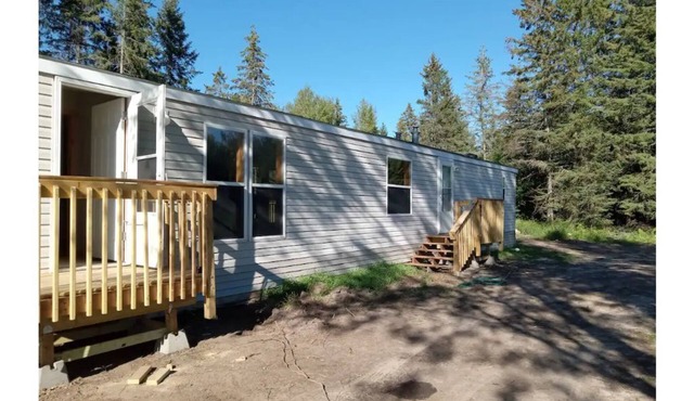 Country Corner 3 bedroom home in country