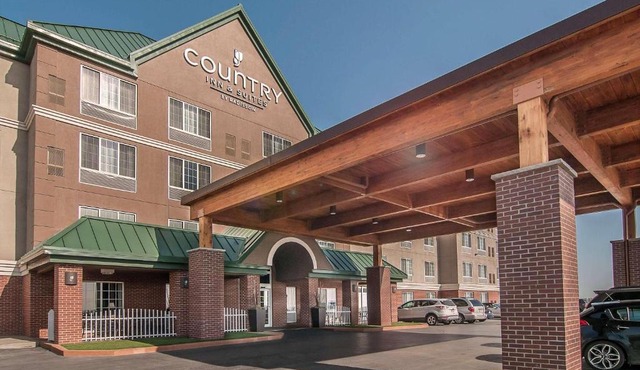 Country Inn & Suites by Radisson, Rapid City, SD