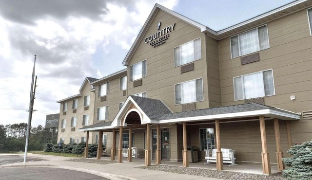 Country Inn & Suites by Radisson, Elk River, MN