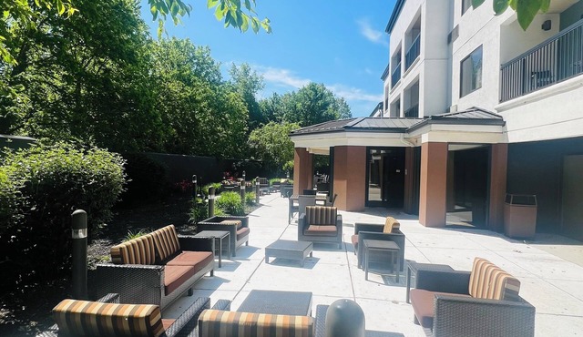 Country Inn & Suites by Radisson, Columbus-Edinburgh