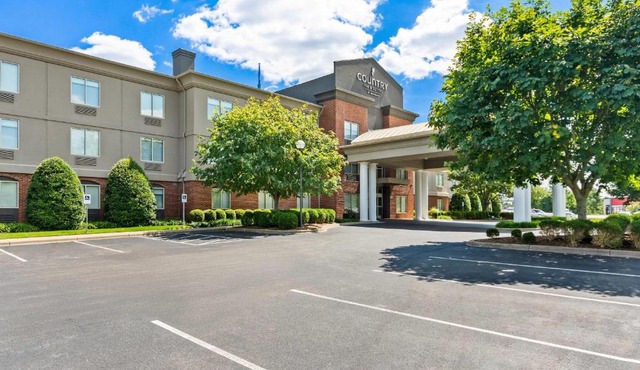 Country Inn & Suites Etown