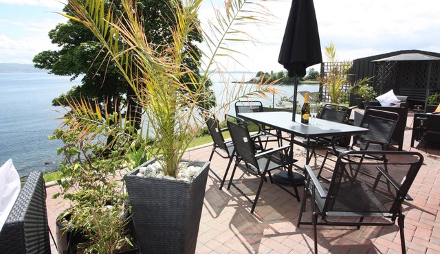 Country Property, Spectacular Seaviews & Hot Tub, 6 en-suite bedrooms Sleeps 12+