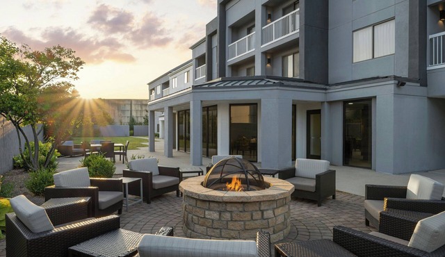 Courtyard by Marriott Indianapolis Northwest