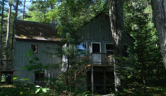 Coveside Cottage on the shores of Pemaquid Lake