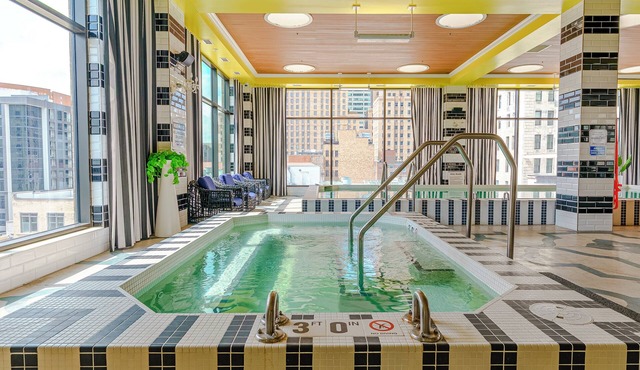 Cozy 1-Bedroom apartment with fitness room, WiFi in Charming Cincinnati