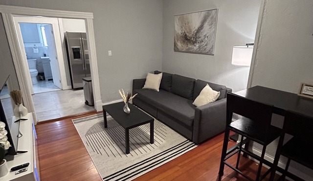 Cozy 1 Bedroom Near UMASS Lowell