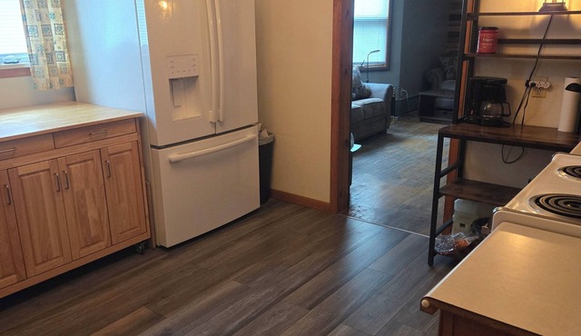 Cozy 2-bedroom apartment in charming Bessemer with WiFi, AC
