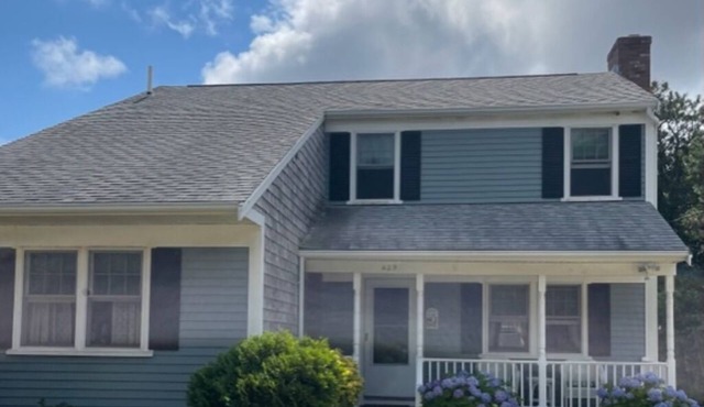 Cozy 2-bedroom apartment just 6 minutes drive to Cape Cod Beaches