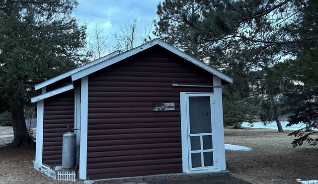 Cozy 2-bedroom cabin North of Bemidji