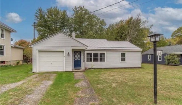 Cozy 2-bedroom child and dog-friendly house in the Village Westfield