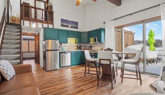 Cozy 3-bedroom home near Boyne, Otsego, and Treetops - Full of Amenities