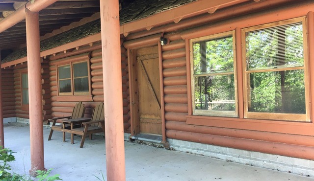 Cozy 4-bedroom cabin near Saint John, ND with WiFi and beautiful lake views. n