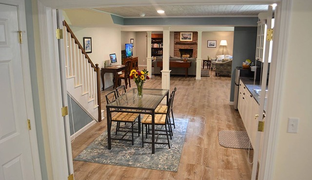 Cozy Apartment in Private, Wooded Hillside Home Enjoy Biking, Hiking, Kayaking