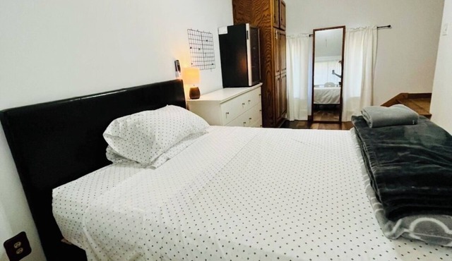 Cozy bedrooms in Shrewsbury warm town and convenient