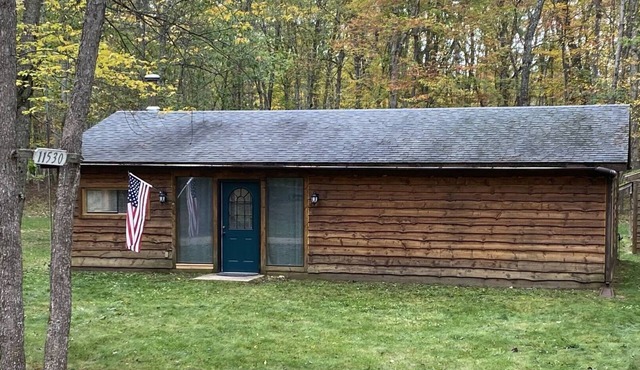 Cozy Cabin- Close to all up North activities! Cabin in Irons.