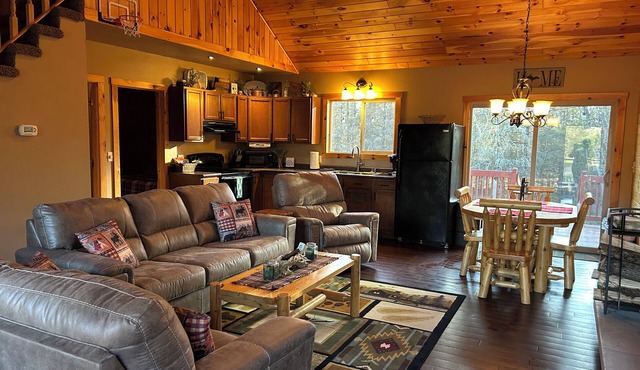Cozy Cabin in the Beautiful Upper Michigan