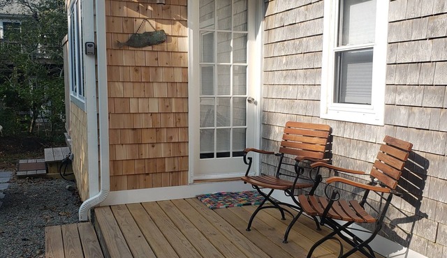 Cozy Chatham Cottage walk to Hardings beach Restaurants & downtown.