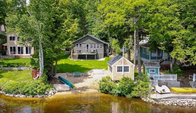 Cozy cottage fully renovate with open concept on Forest Lake close to I95