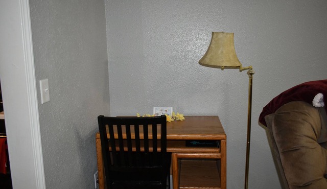 Cozy Fully-Furnished Entire1-Bed 1-Bath Apt in Basement of Private House