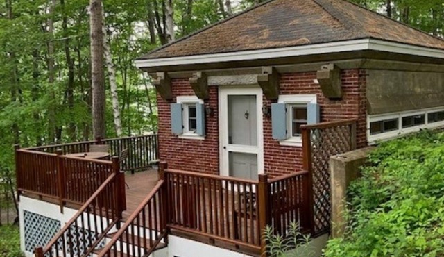 Cozy Historic Home on Great Diamond Island