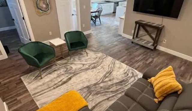 Cozy Home .5 miles from Lambeau Field