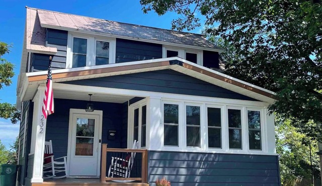 Cozy home in downtown Marquette, MI