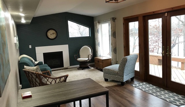 Cozy lake home on the beautiful chain of Lakes in Alexandria!