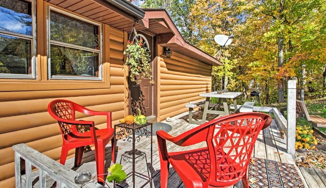 Cozy Retreat w/Fire Pit < 1 Mi to Mille Lacs Lake