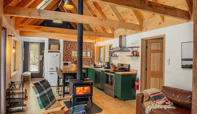 Cozy Rock Cabin #thewaylifeshouldbe