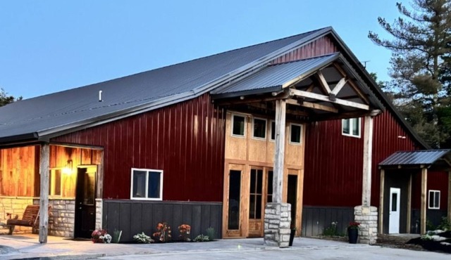 Cozy Sports Lodge - Basketball, Pickleball, Gameroom